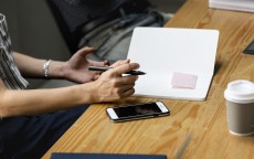 华为手机TalkBack功能在哪？开启与关闭全攻略