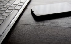 华为手机借壳上市迷雾，资本棋局与自主之路的抉择