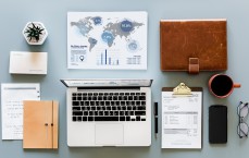 华为荣耀8怎么插卡？新手指南详解