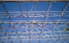 华为保密柜安全机制深度解析，技术原理与合规边界探讨