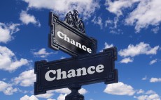 华为P10闪存风波，一场信任危机下的行业反思与品牌淬炼