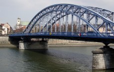 华为外派印尼，跨越山海的数字桥梁搭建者